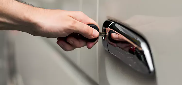 Why Choose Our Auto Locksmith Team in St. Paul, MN?